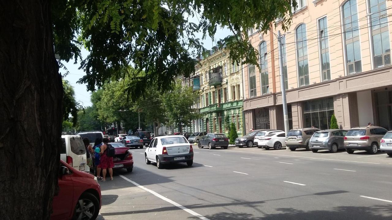 Apartment On Velyka Arnauts'Ka Str Odessa Ngoại thất bức ảnh