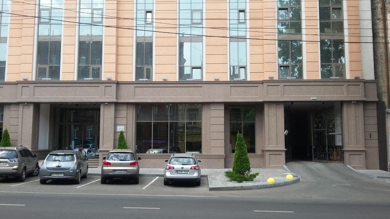 Apartment On Velyka Arnauts'Ka Str Odessa Ngoại thất bức ảnh