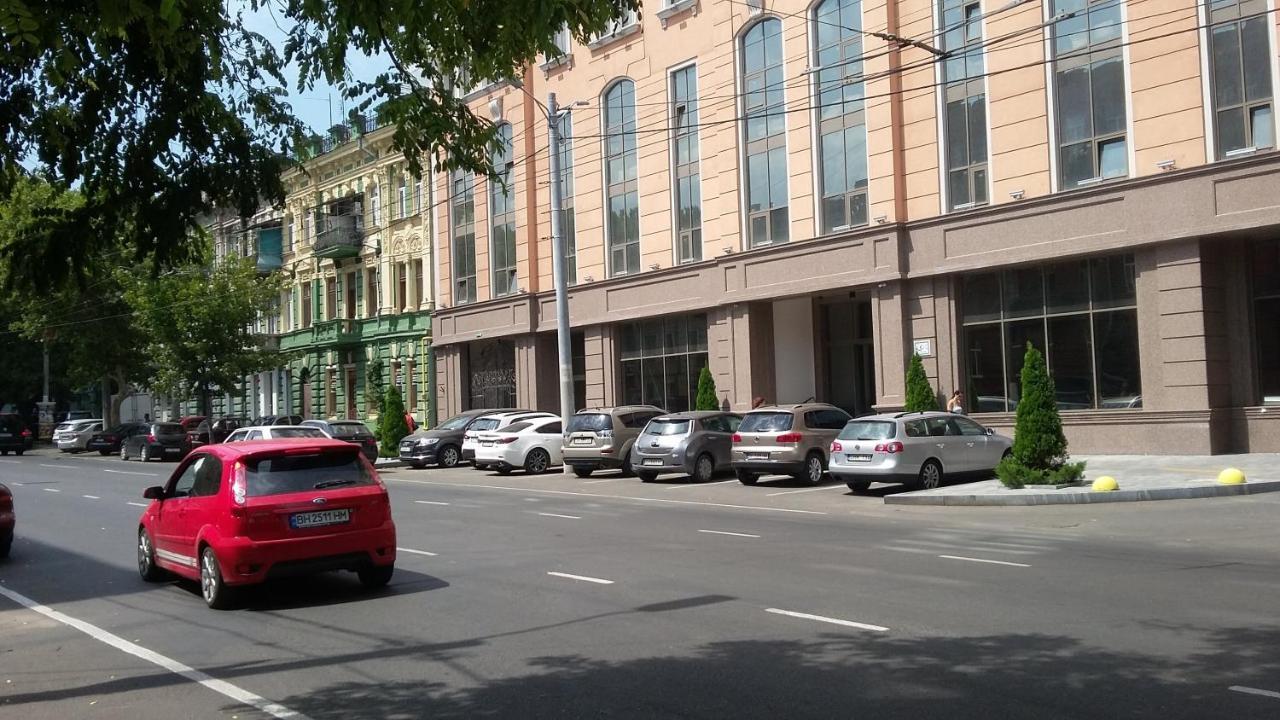 Apartment On Velyka Arnauts'Ka Str Odessa Ngoại thất bức ảnh